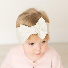 Load image into Gallery viewer, Beautiful textured bow hairband 1 Piece
